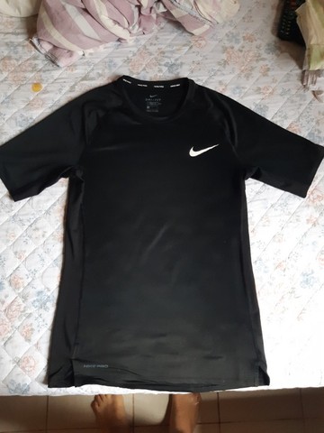 camisa de compressão nike pro