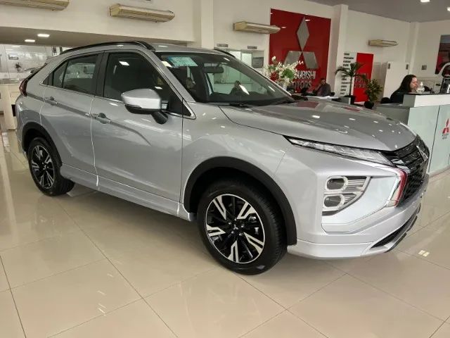 Eclipse cross Hpe 2024/ * bonus de 8.000