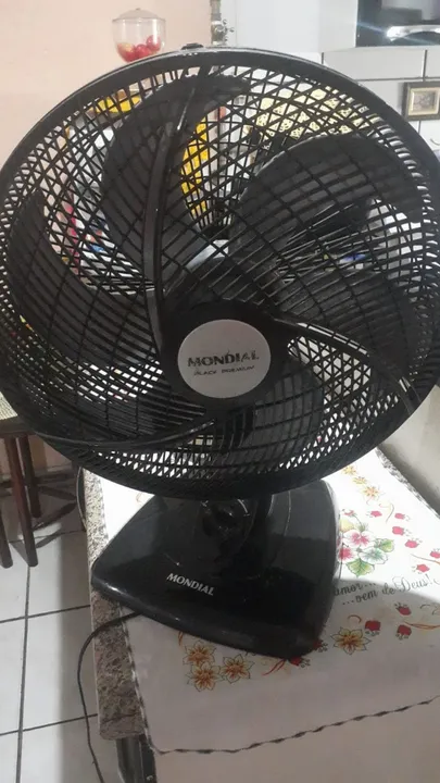 Ventilador Mondial Black 40cm
