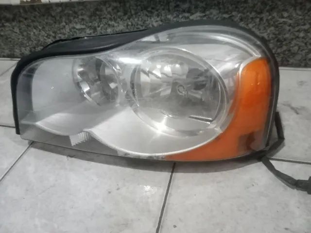 Farol Esquerdo Volvo Xc60 2006  - Foto 3