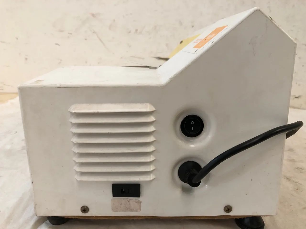 Cilindro Elétrico Branco 28 cm  Malta BIVOLT  - Foto 4