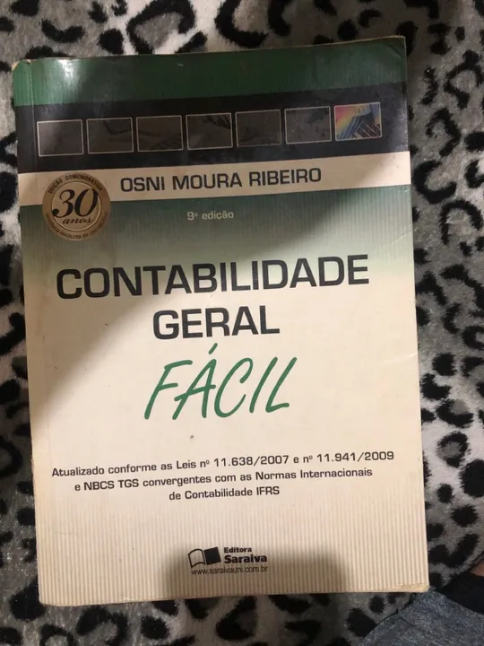Vendo Livro contabilidade Geral Fácil - de Osni moura