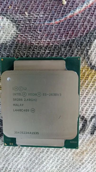 Xeon E5 - 2630v3
