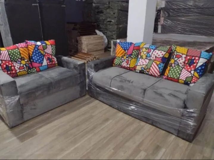 Sofás 2 e 3 lugares estampas variadas - Foto 3