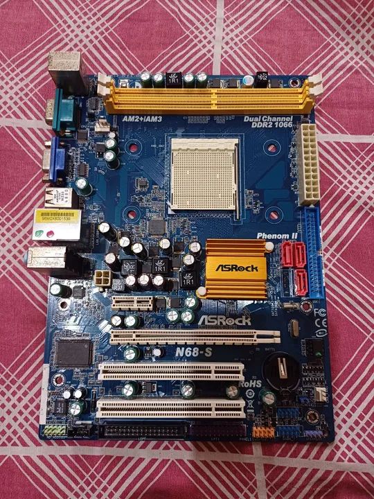 Placa mãe DDR2,AM2,AM2+,ela aceita processadores AM3,ddr3