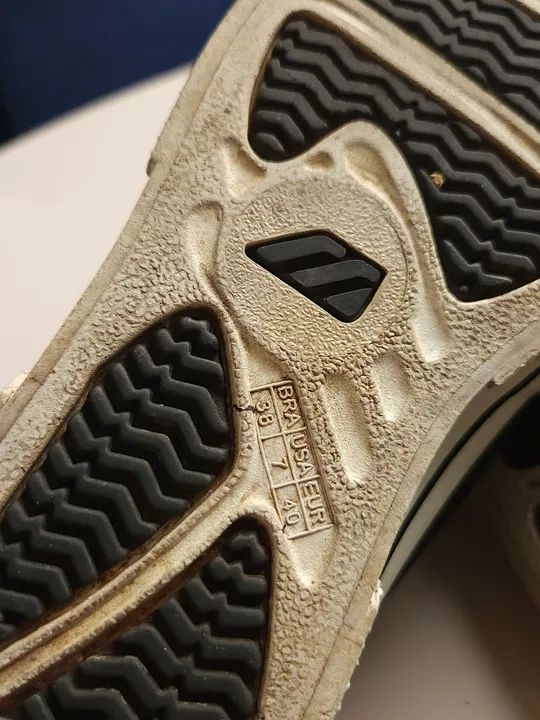 Tênis original de camurça revestida - Mizuno - Foto 4