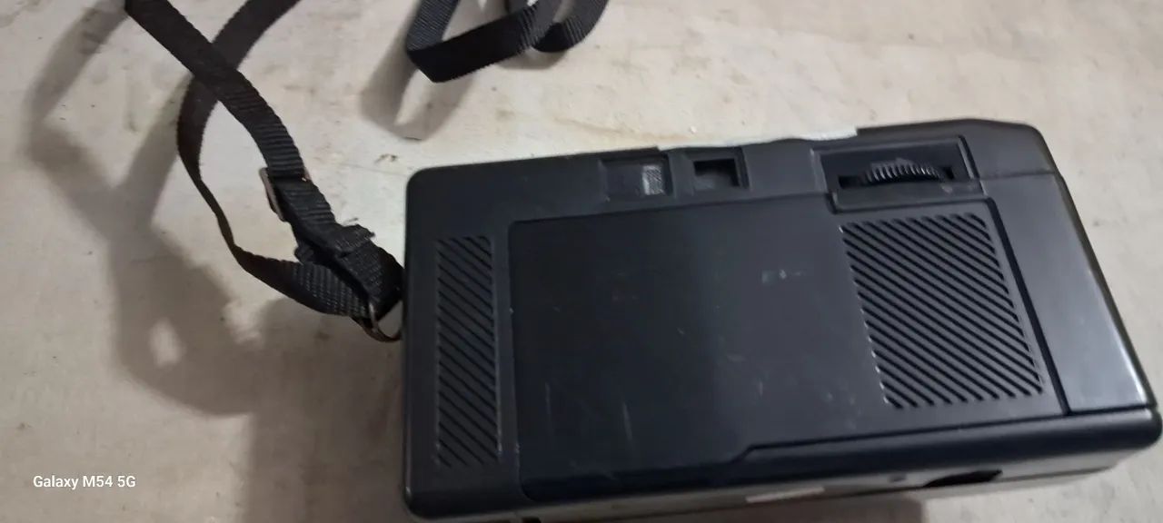 Câmera YASHICA TRIP-35 - Usada - Foto 3