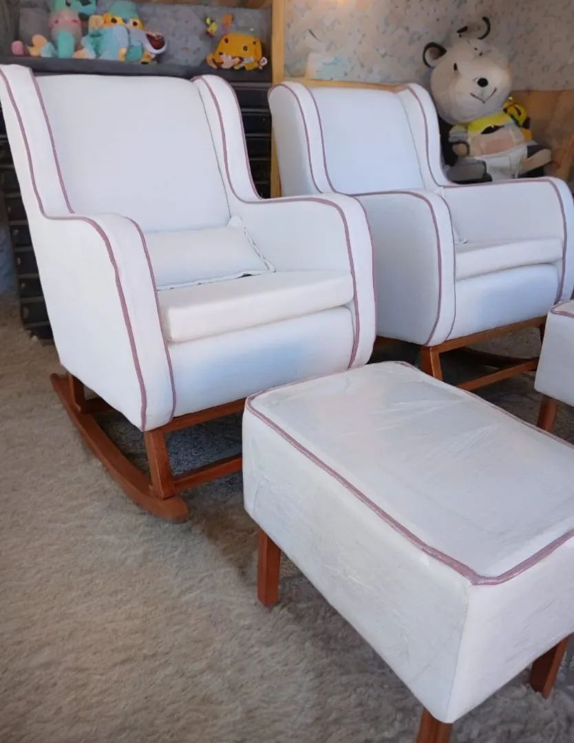 Poltrona de Balanço Amamentação e Puff - Foto 4
