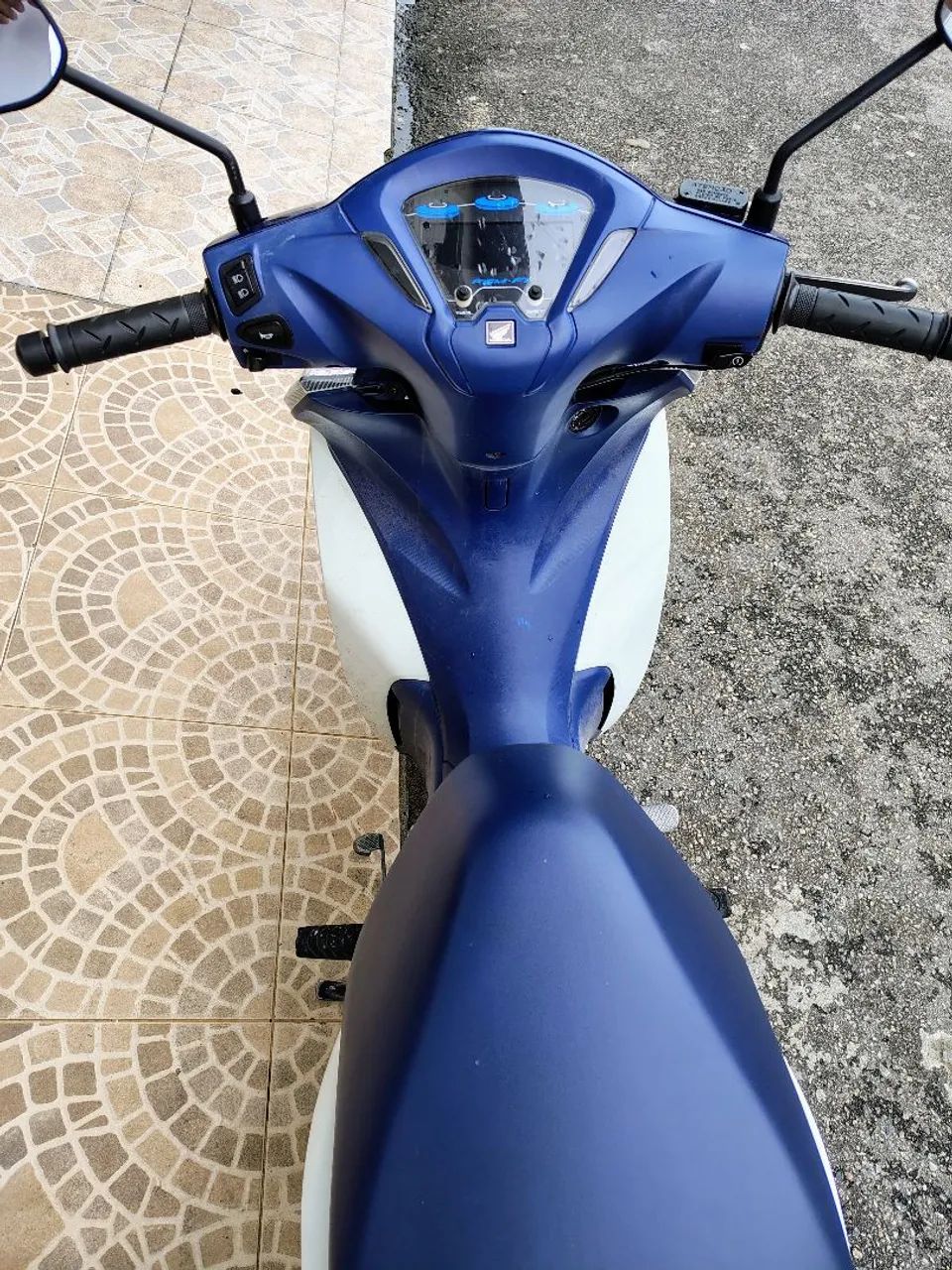 Biz 125 ex 2023 apenas 11.000 km rodados, vendo ou troco - Foto 4