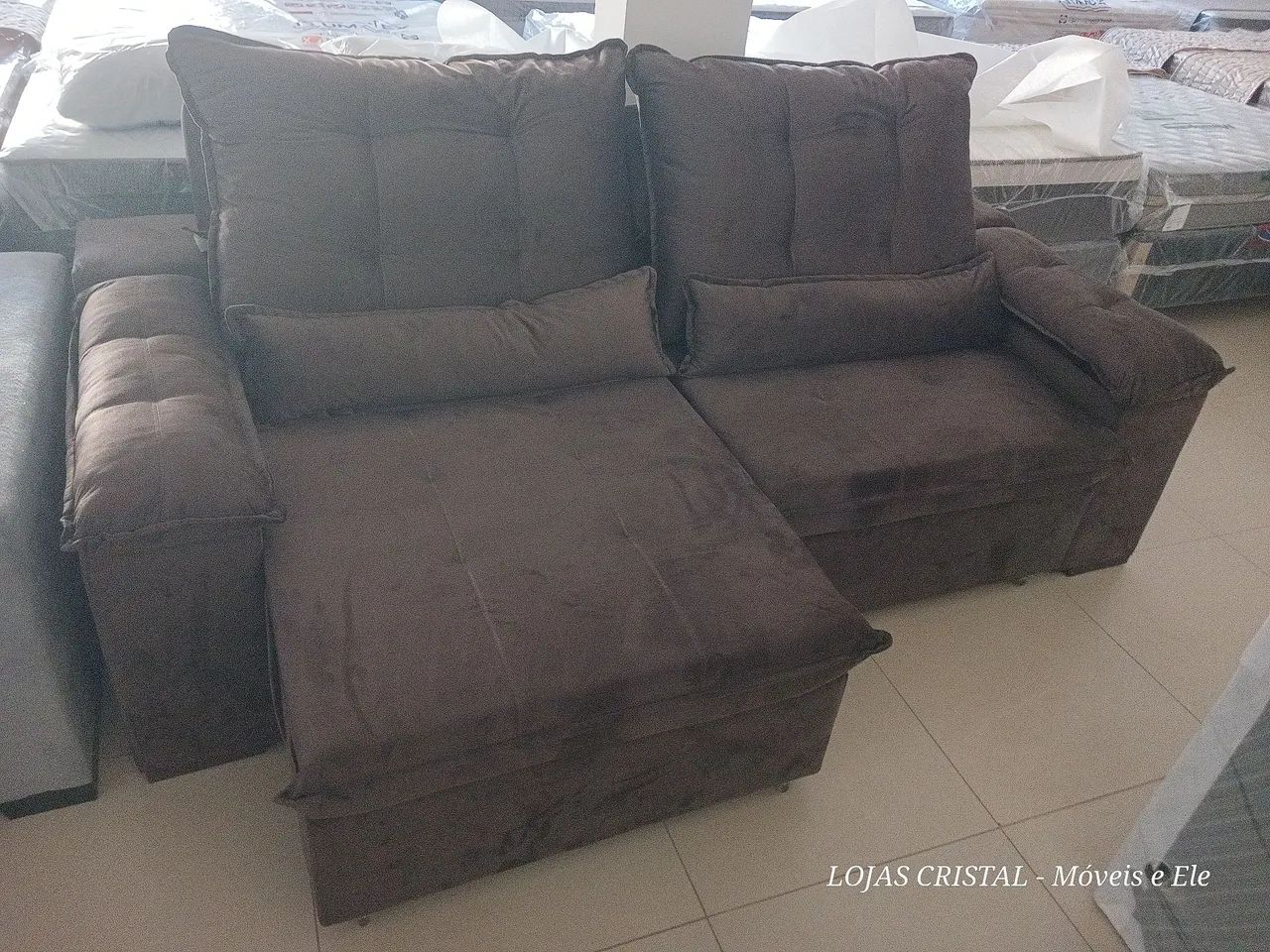 Sofá Retrátil e Inclinavel 3 Lugares - Novo - Foto 5