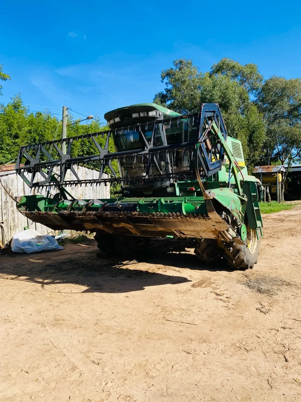 Colheitadeira Slc 6200 - Excelente estado