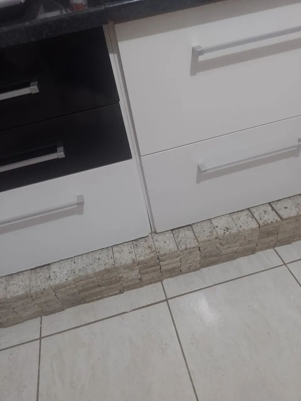 Rodapé de granito 
