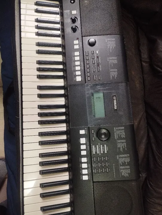 Teclado Yamaha Psr-E 423