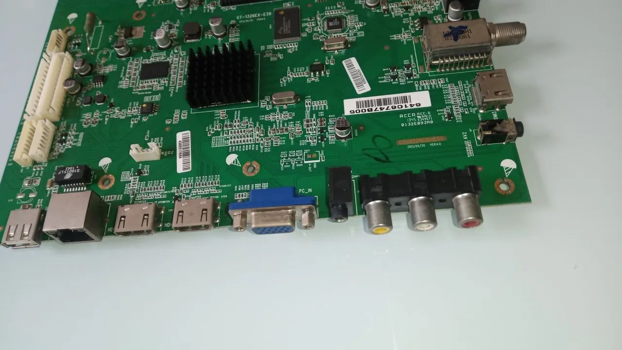 Placa Principal TV CCE LN39G Gt-1326ex- E39 - Foto 3