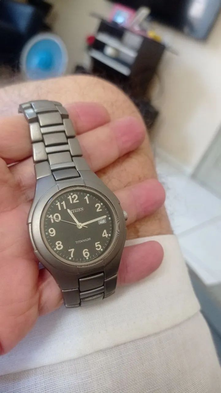 CITIZEN TITANIUM a quartz date todo lindo funcionando perfeitamente todo original  - Foto 4