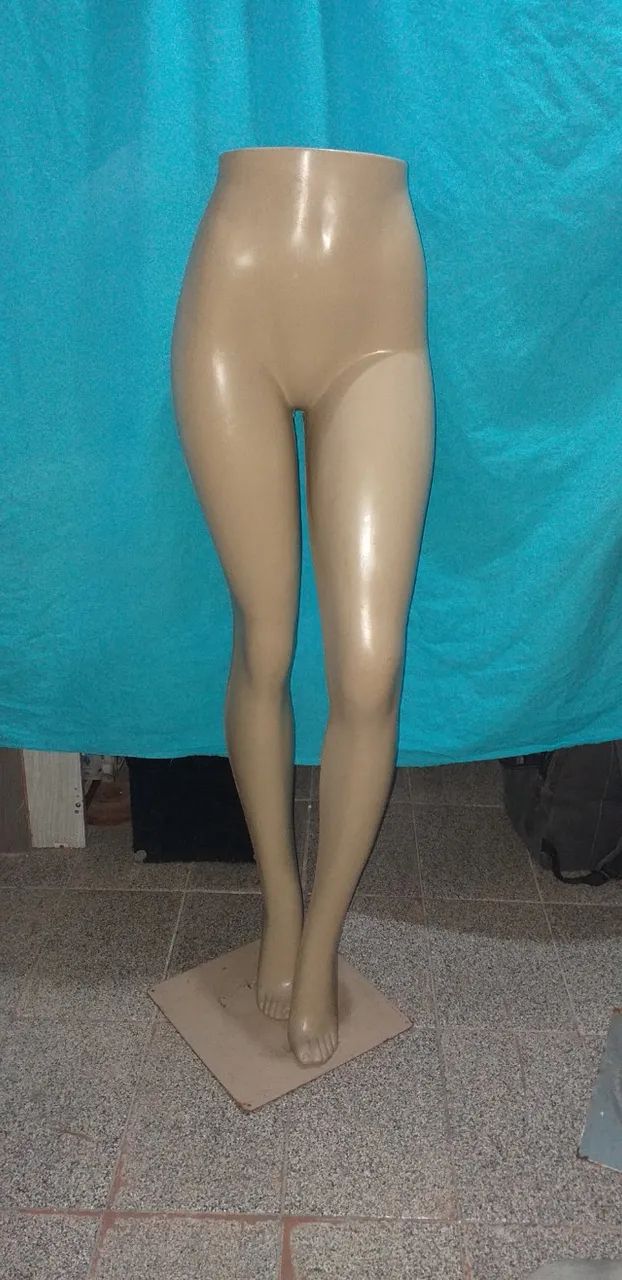 MANEQUIM FEMININO MEIO CORPO ( CALÇA )