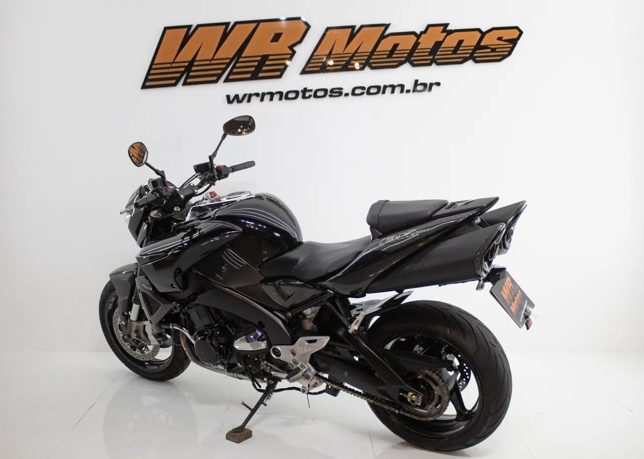 SUZUKI GSX 1300 B-KING  - Foto 4