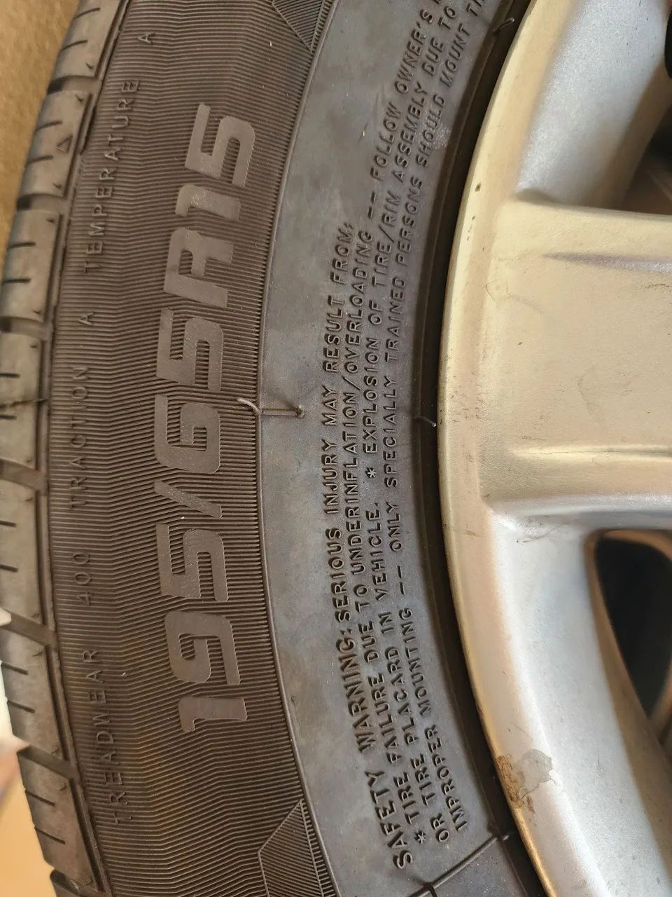 Rodas Astra originais com pneus novos 15" - Foto 4