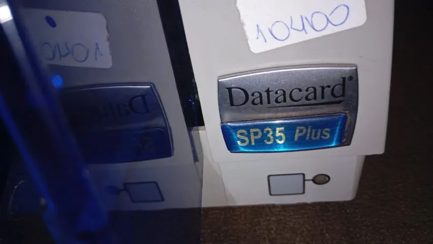 Datcard Sp35 Datacard sp35 plus - Impressora de cartões e crachas color ...
