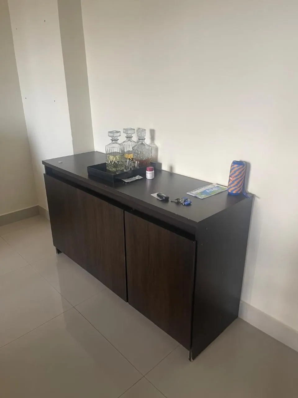 Buffet de madeira