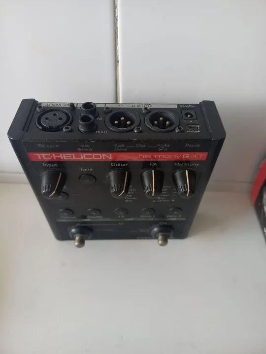 Pedal de Voz e Violão TC-Helicon Harmony G-XT - Instrumentos