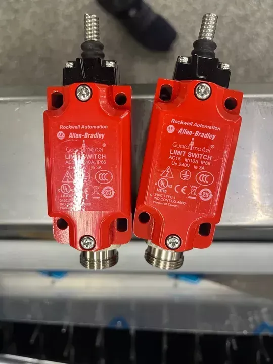 Interruptor Allen Bradley Limit Switch Ac15 Lth10a