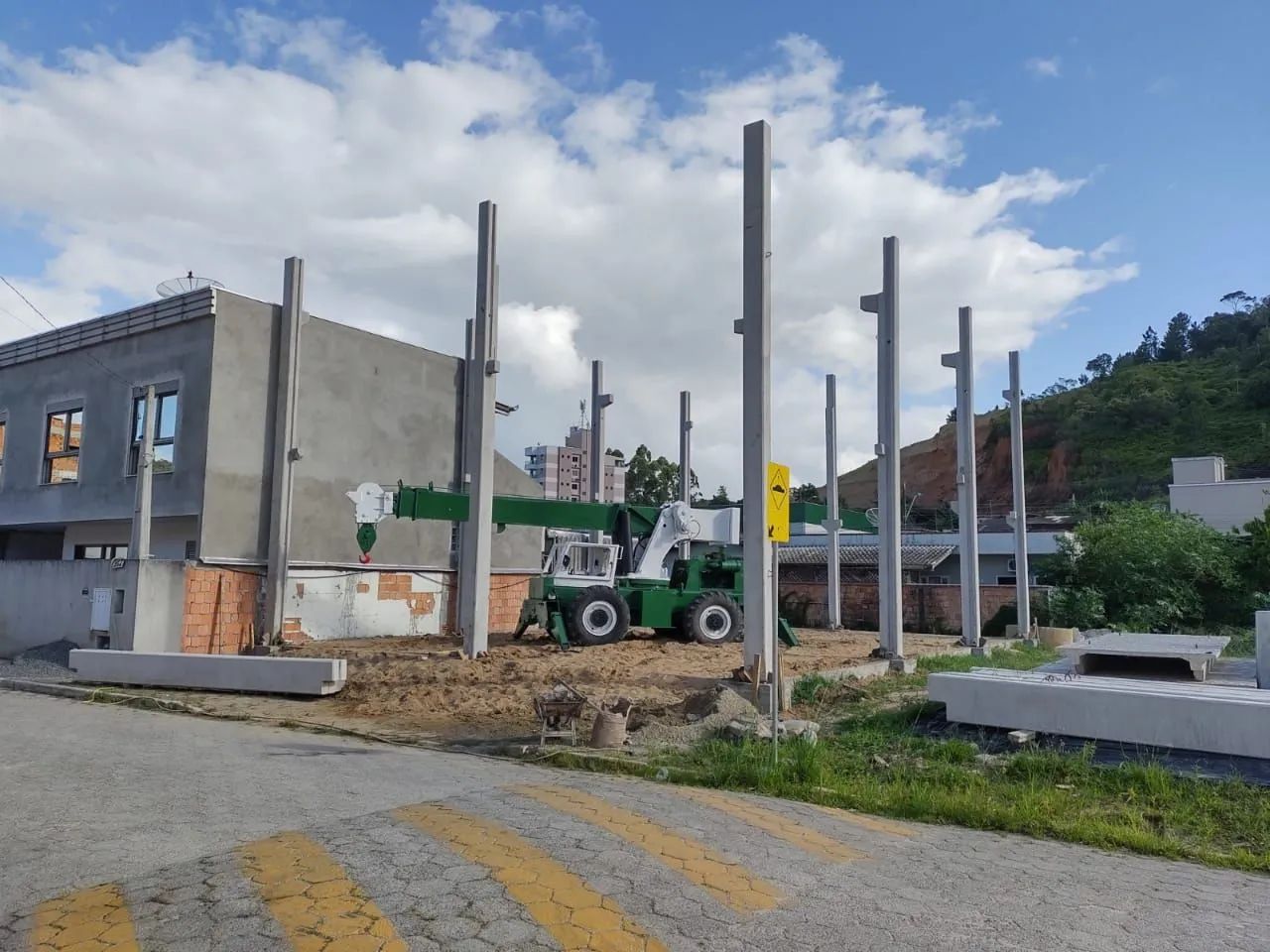 Mini Trator Agrícola