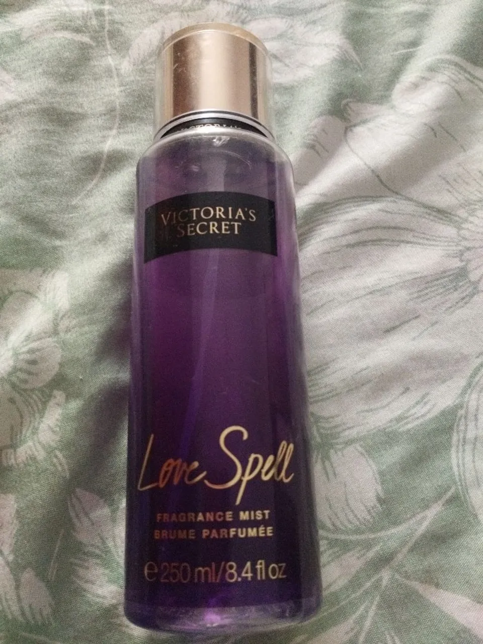Victoria's Secret Love Spell Fragrance Mist