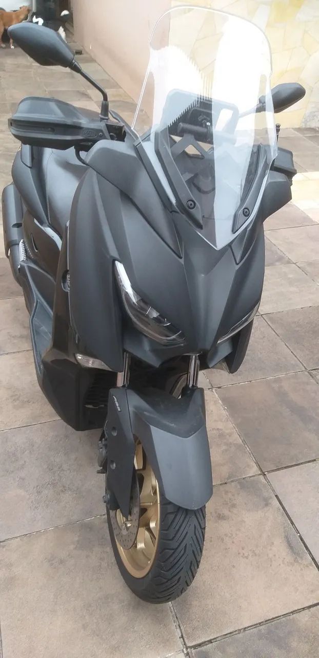 Yamaha XMAX 250 Scooter