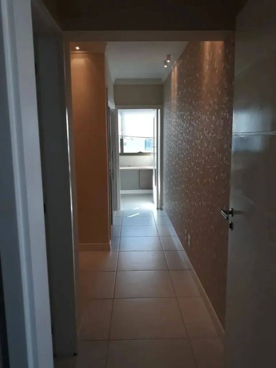 SALA COMERCIAL COM GARAGEM NA TRINDADE - FLORIANÓPOLIS - Foto 7