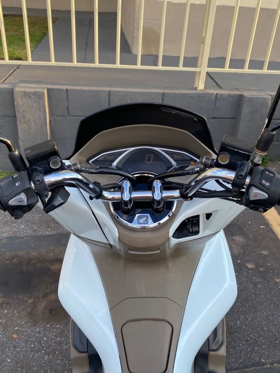 Honda PCX, 150cc DLX - única dona - Foto 7