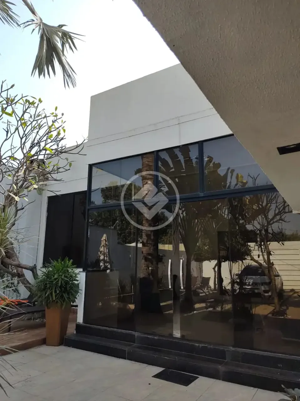 Casa no centro de Várzea Grande, 1 km do Aeroporto, casa com Piscina, quarto com banheira