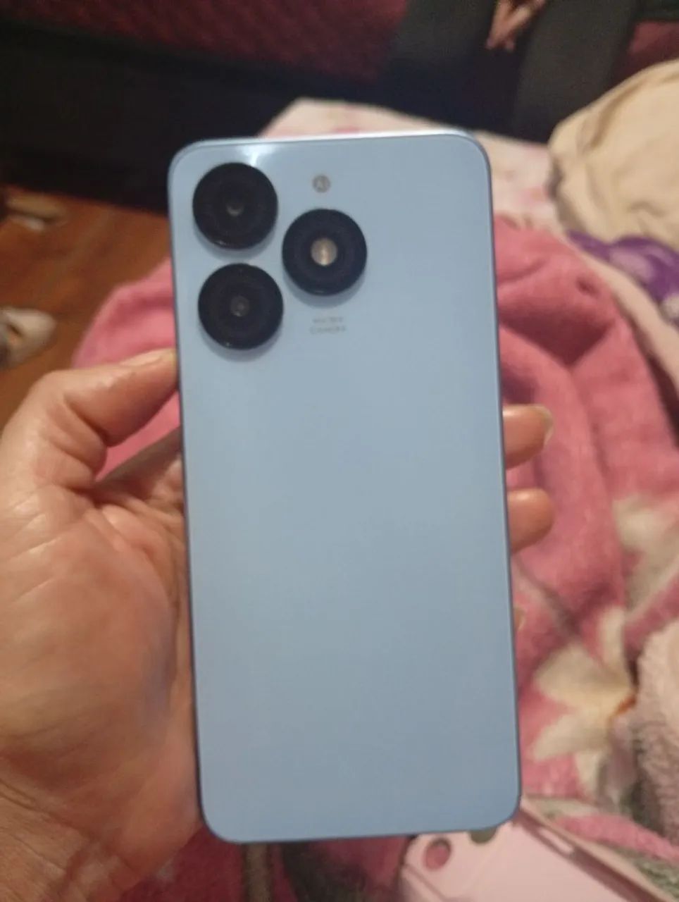 Celular pouco usado bem conservado praticamente novo só mente venda 