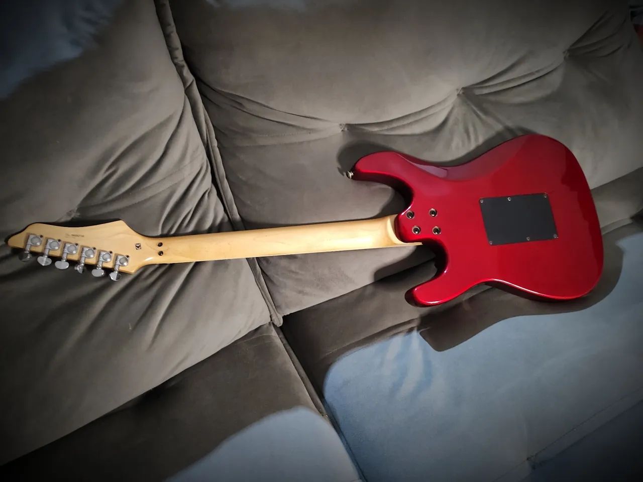 WASHBURN WG-530 KOREA 1998 SUPERSTRATO - Foto 2
