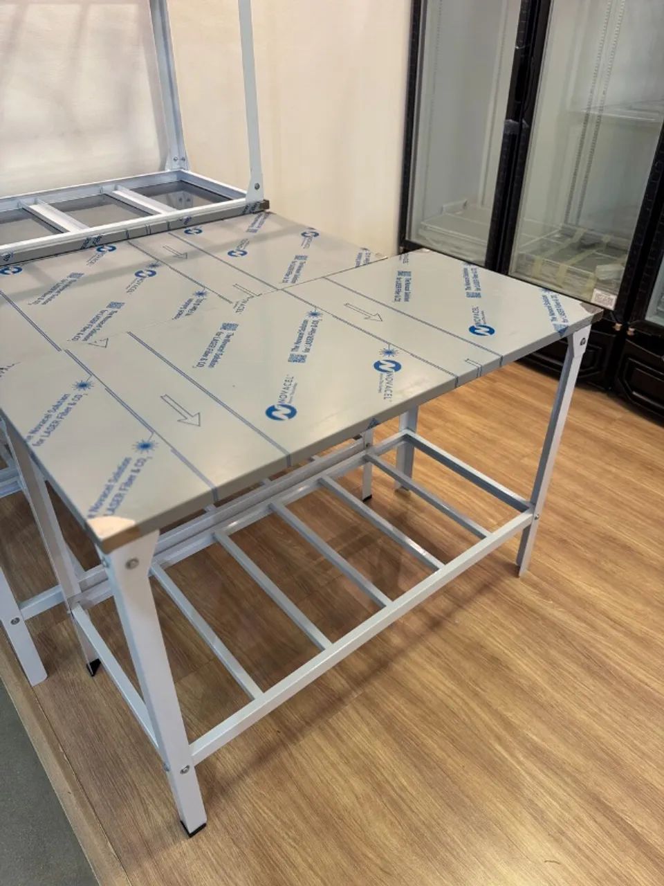 Mesa 117x55 pes epoxi innal promoção (alef)