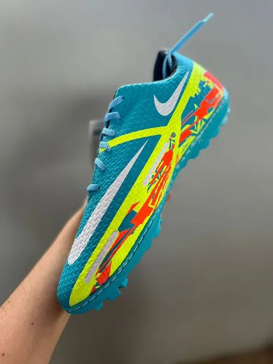 Chuteiras Nike - Azul e Laranja - T 41 - Foto 3