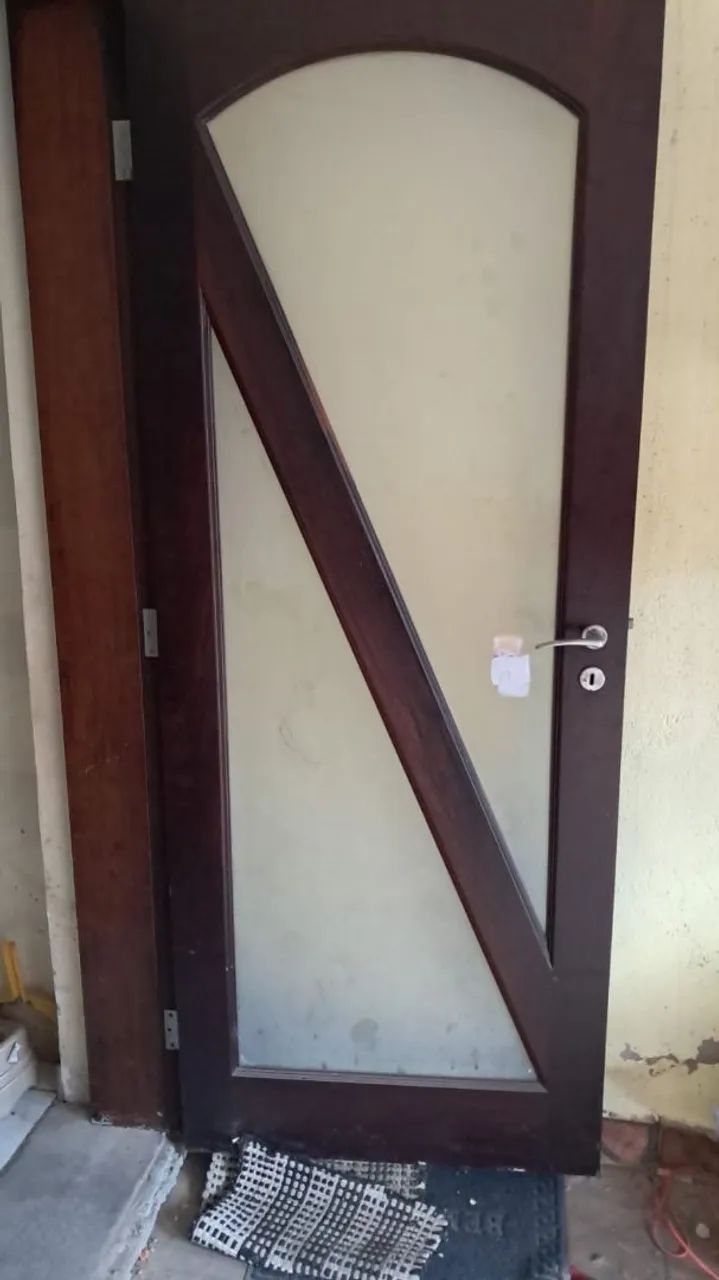 Porta madeira Maciça com batente e vidro jateado!