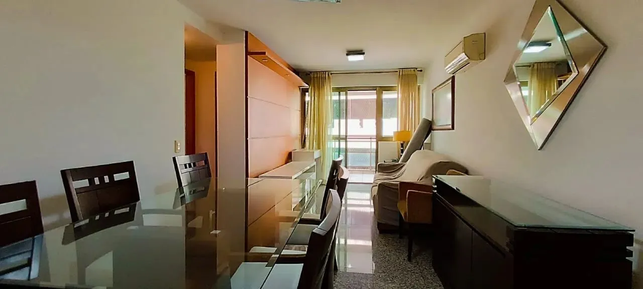 Imóvel para aluguel tem 103 metros quadrados com 3 quartos em Botafogo - Rio de Janeiro -