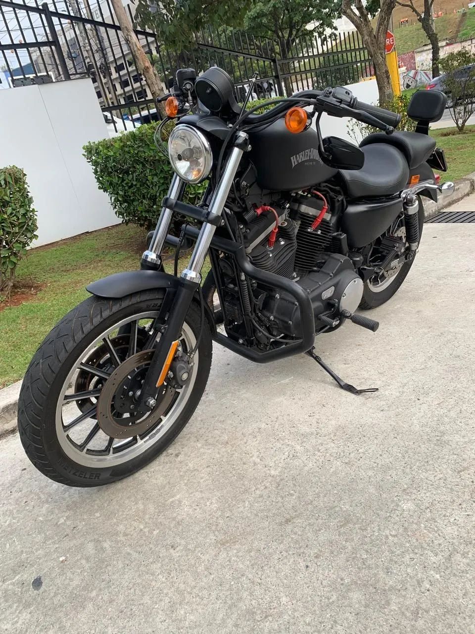 HARLEY-DAVIDSON SPORTSTER XL 883 R  - Foto 2