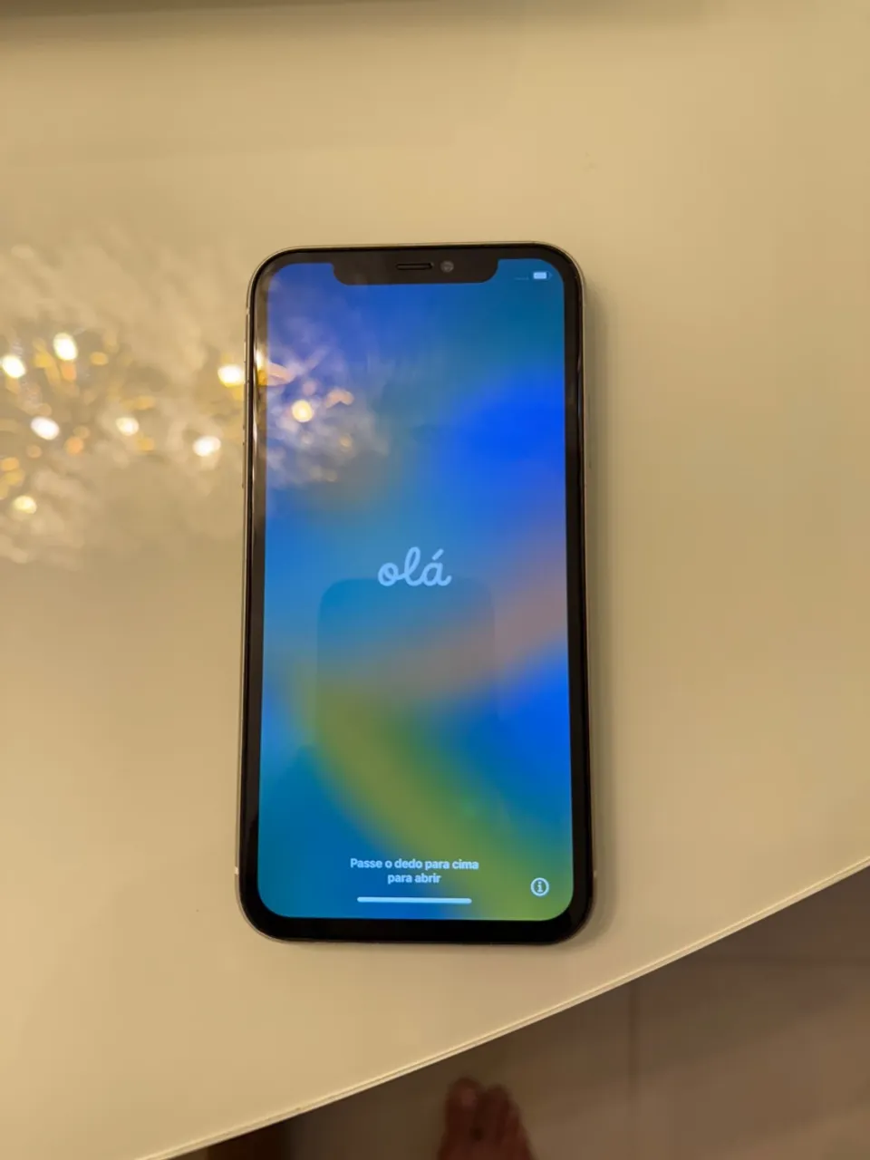 iPhone 11, em Excelente estado de conservação, contém caixa