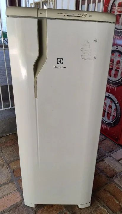 Geladeira. Entrego/ Aceito cartão!!