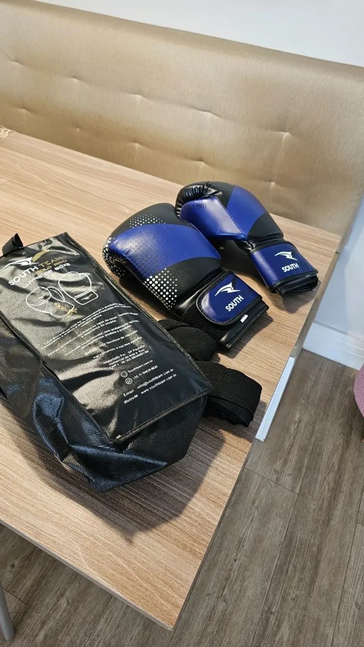 Luvas de Boxe/Muay Thai South Team Gold Pro 14oz, usada apenas 2 vezes, azul, mais bandage - Foto 3