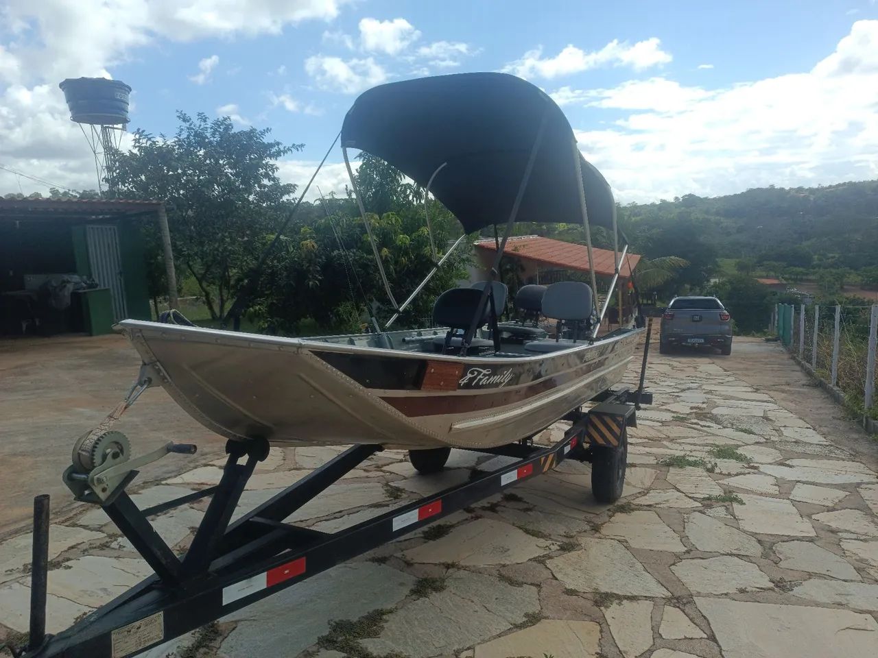 Vendo Conjunto Barco + Motor 15hp + Carretinha  - Foto 2