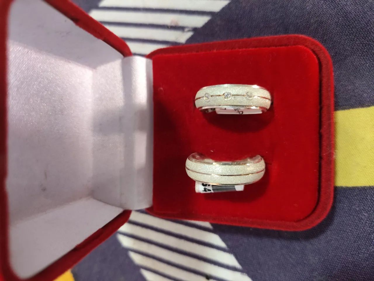 Anéis de Casamento Elegantes e Modernos - Foto 2