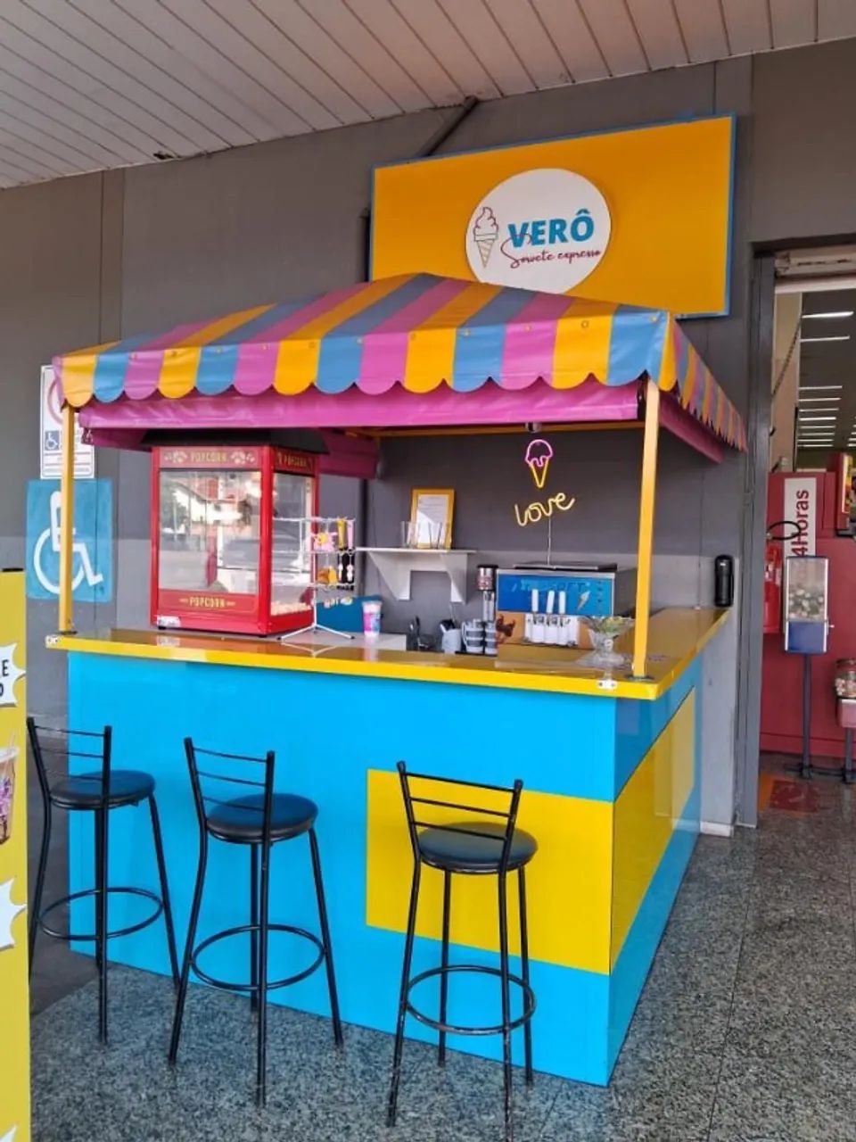 VENDO QUIOSQUE DE SORVETE COMPLETO - Foto 3