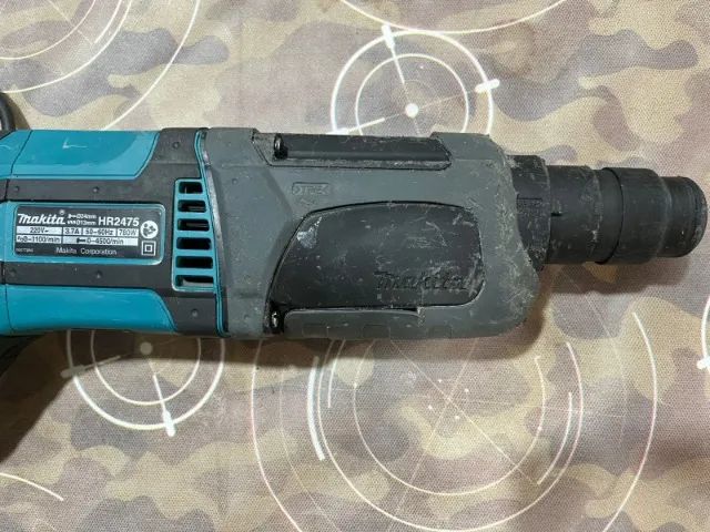 Martelete Combinado SDS-Plus - MAKITA - 220v  - 780w - HR2475 - Foto 3