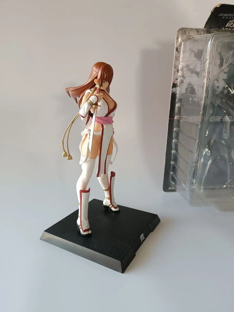 Action Figure Dead or Alive Kasumi - Foto 2