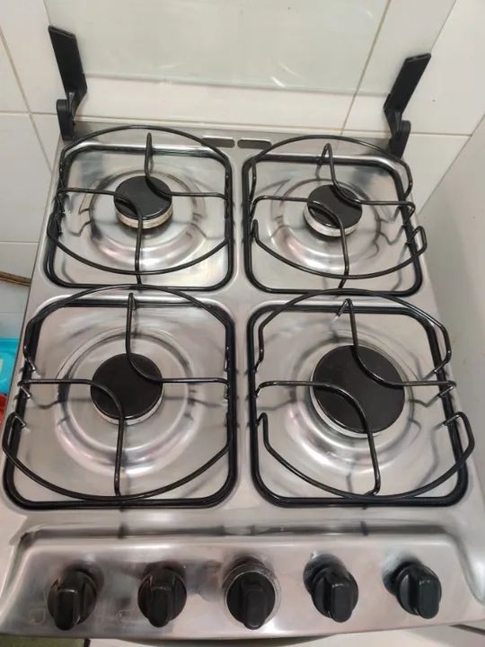 Fogão 4 Bocas Brastemp Inox seminovo - Foto 2