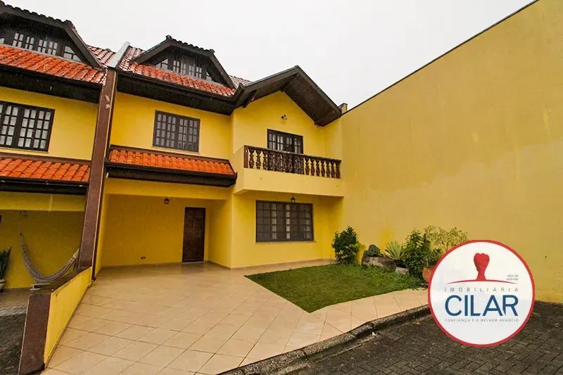 Imobiliária Cilar Aluga Sobrado 3 Quartos no Xaxim com 139,50m², Ref. 01885.002-CILAR