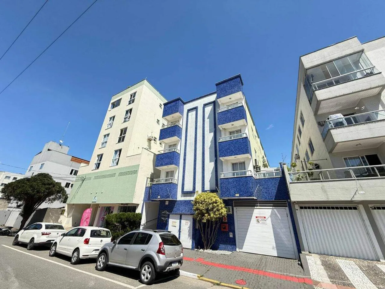 Apartamento com 2 quartos. Balneário Camboriú.